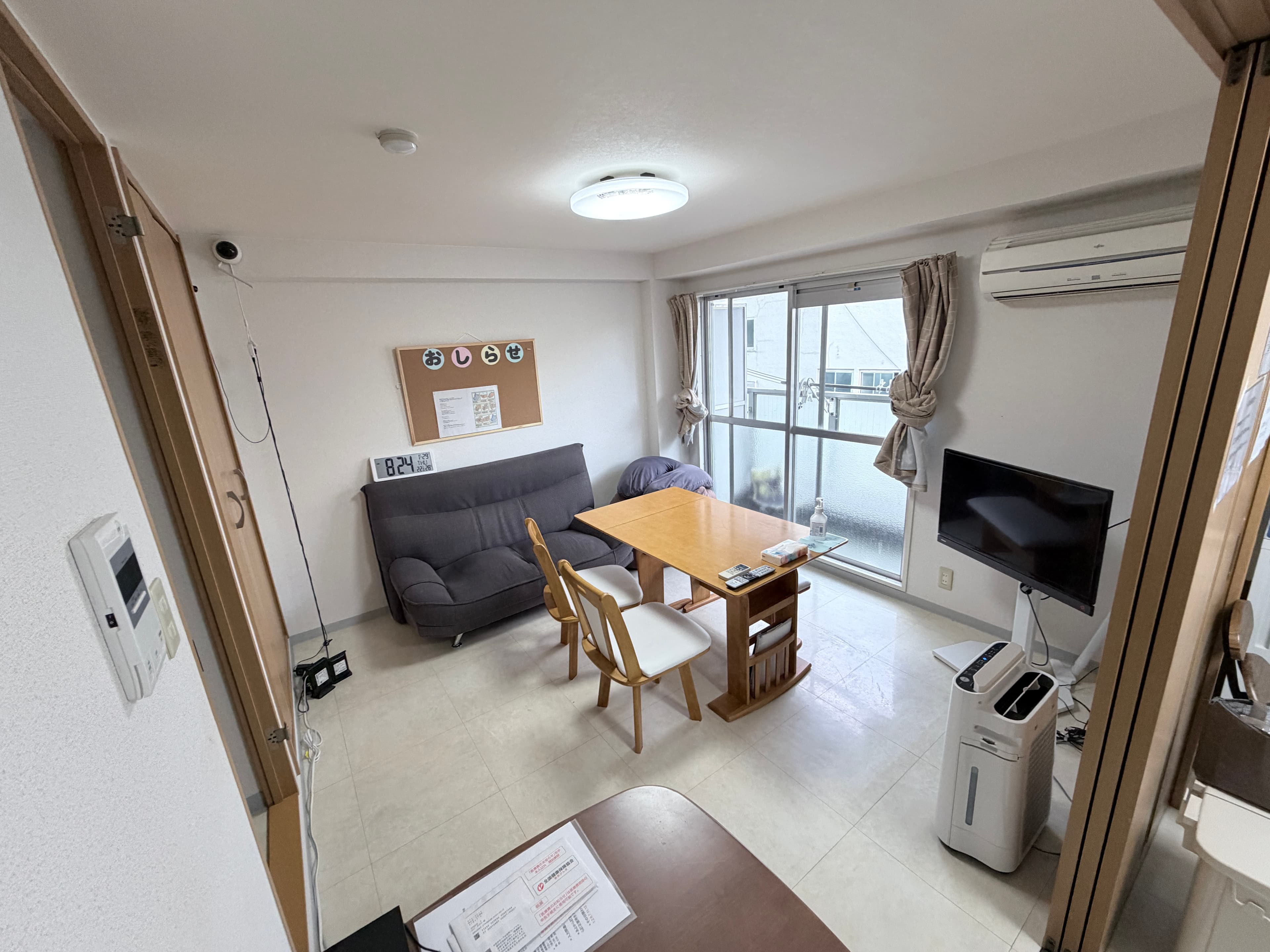 明るい共有ルーム